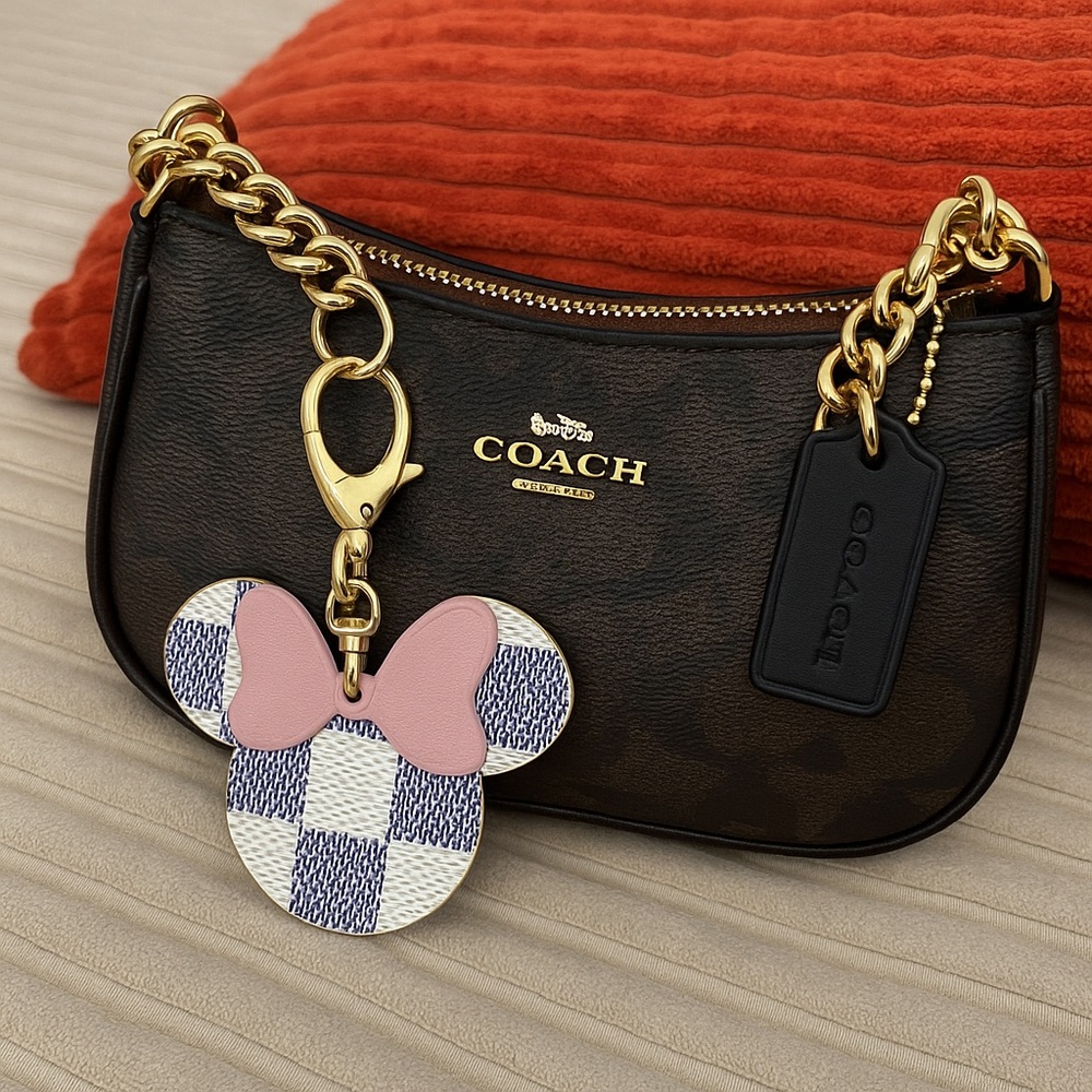 Lux Mouse Keychain
